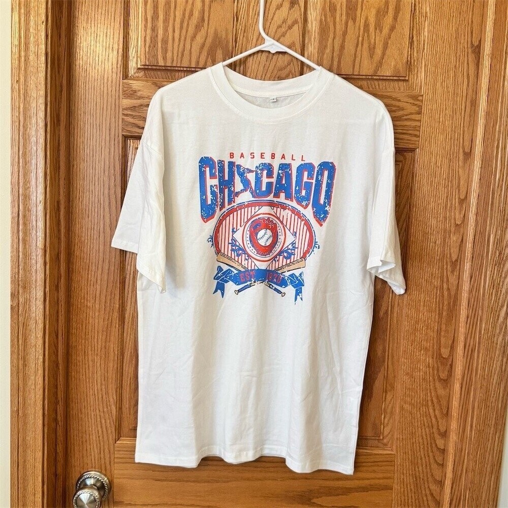 Chicago Baseball Graphic T-Shirt Womens White Size S NWOT